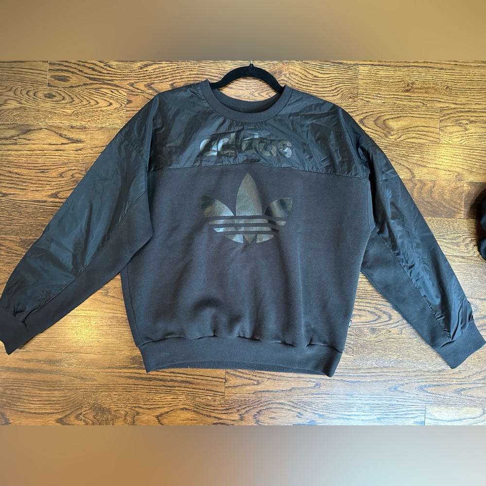Adidas crewneck sweatshirt